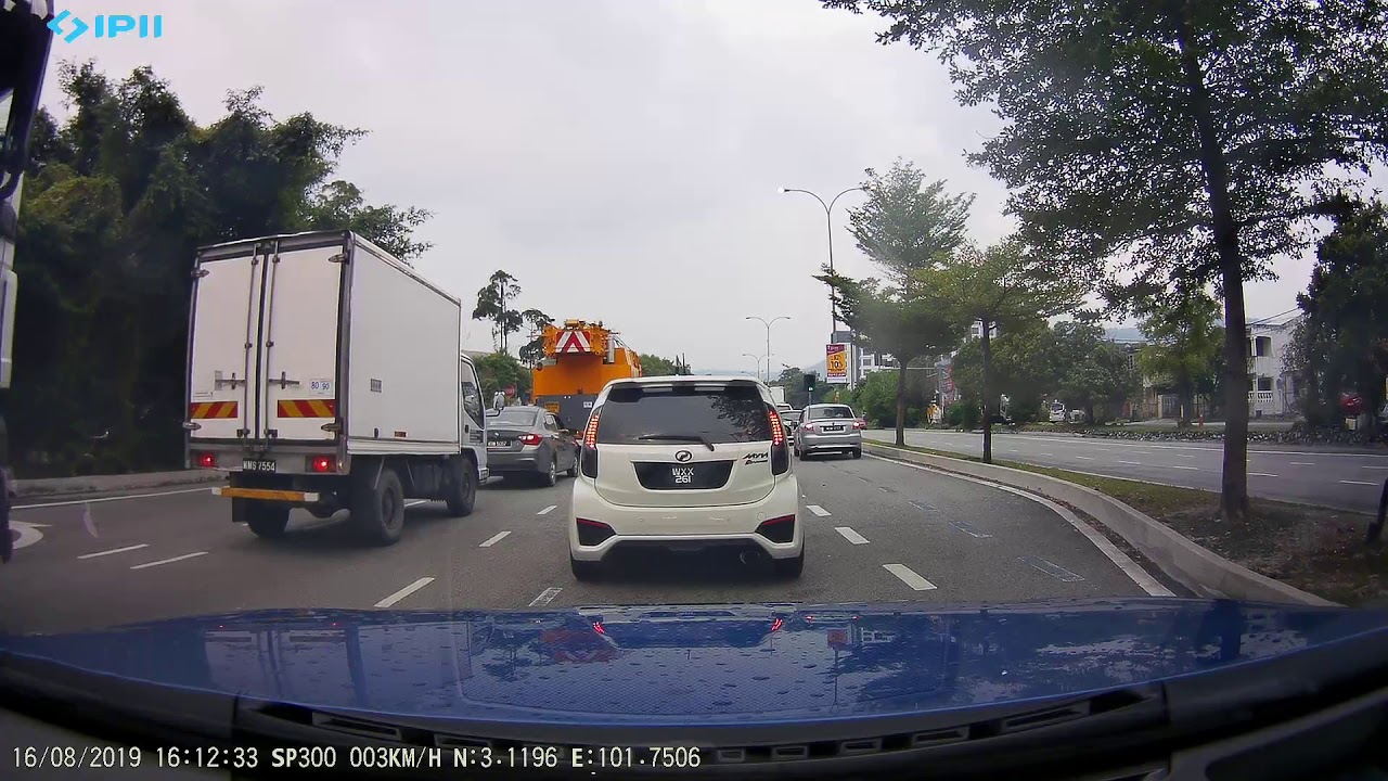 Premium Quality Dual Front & Inside Dashcamera SIPII SP300 | 1080p & GPS | Front & Daytime Review