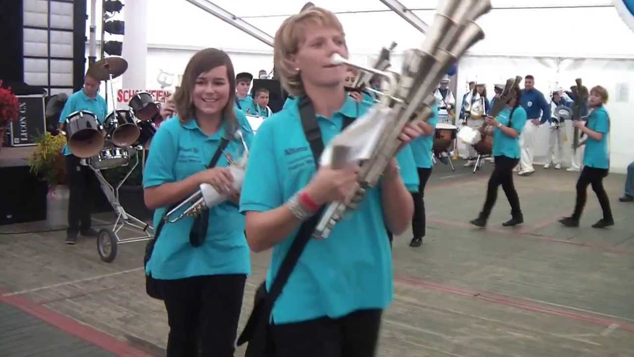 Schalmeien Petershagen - Ausmarsch (4. Musikfest Teterow 2012)