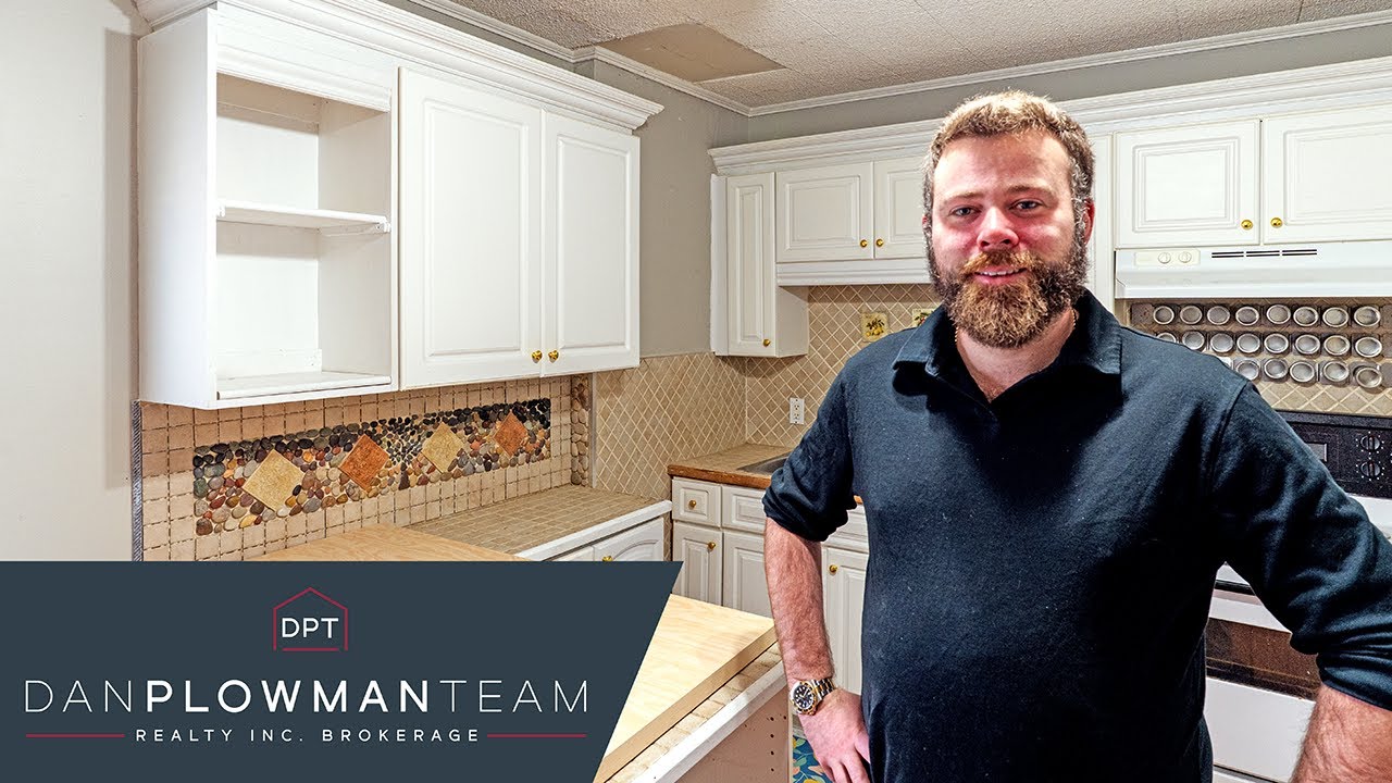 Charming Oshawa Home For Sale With Separate Entrance | Dan Plowman Team