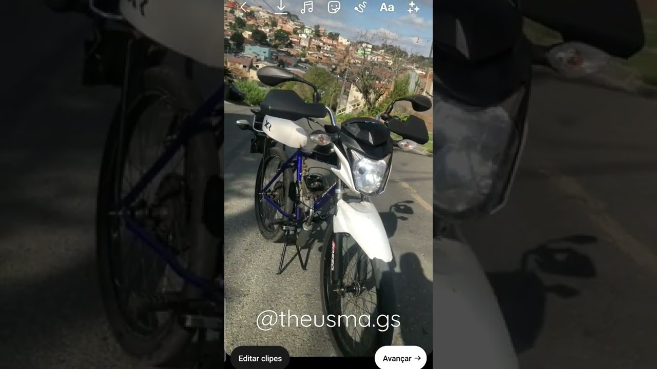 motorizada mais linda nunca vi 😍 
