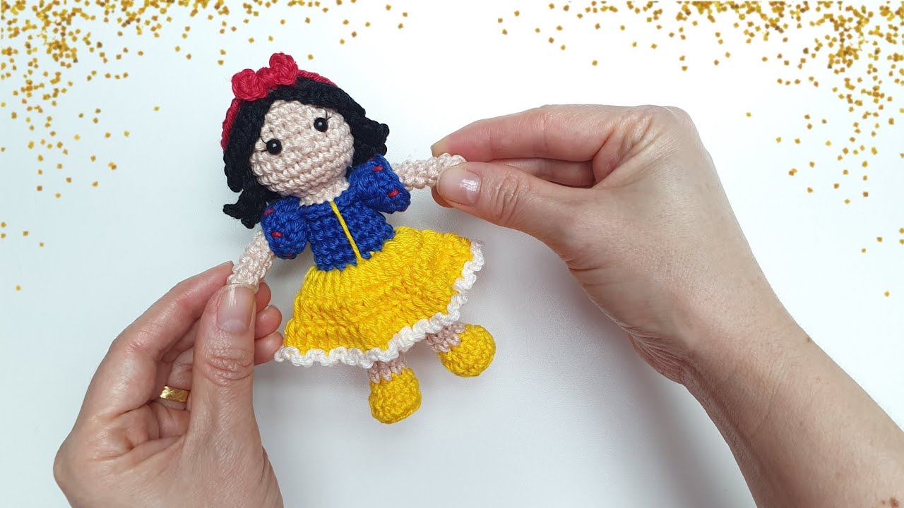 MINI BRANCA DE NEVE - COLEÇÃO PRINCESAS AMIGURUMI
