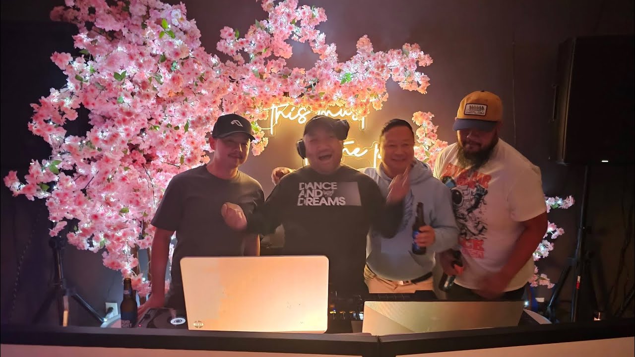 MIXNDREAMSTATE NYE 25' Live Set at Blossom