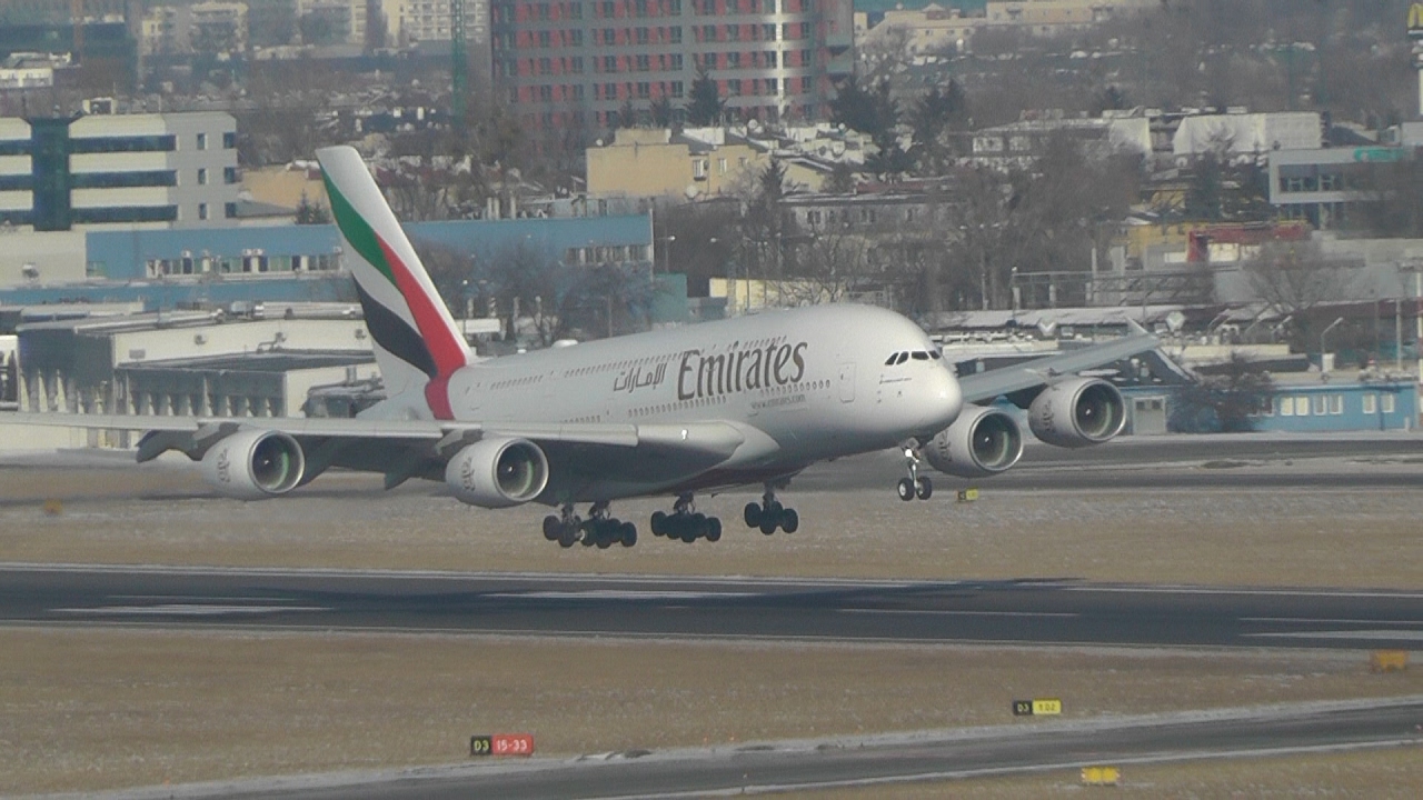 Emirates Airbus A380 first time in Warsaw. Landing and takeoff.