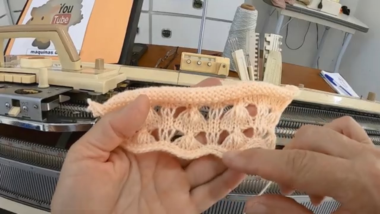 ponto abelha feito em máquina de tricô