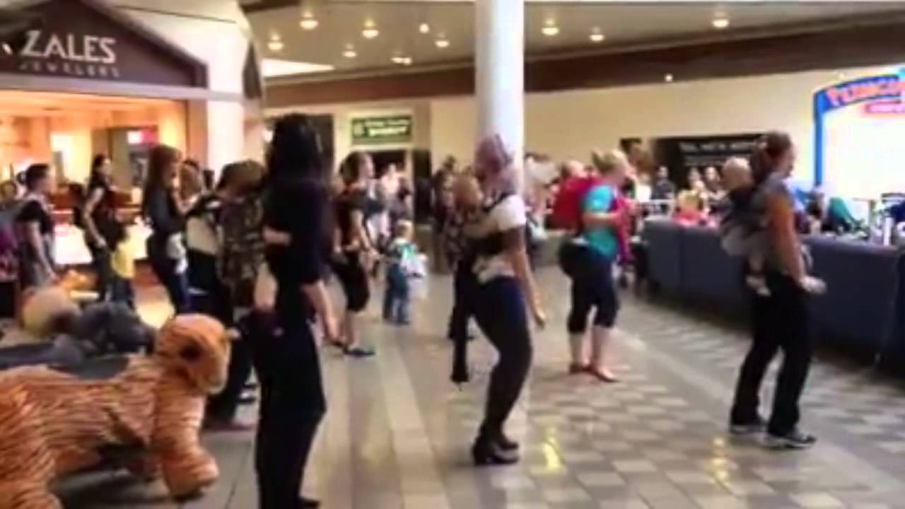 Babywearing International of Kitsap Peninsula Flash Mob!