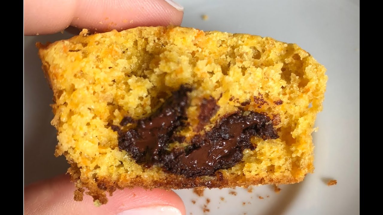 BOLO DE CENOURA SAUDÁVEL DE LIQUIDIFICADOR SEM GLÚTEN