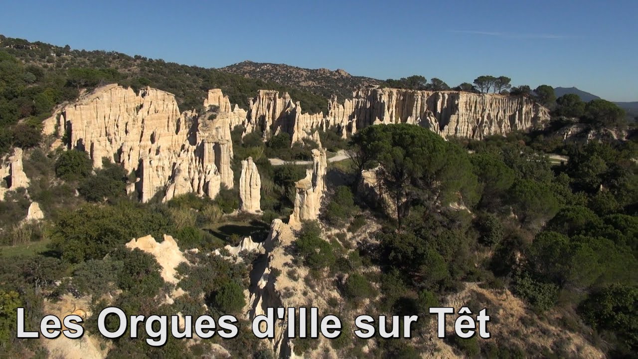 Les Orgues d'Ille sur Têt - Pyrénées-Orientales - France - Vue du Ciel Drone Expert