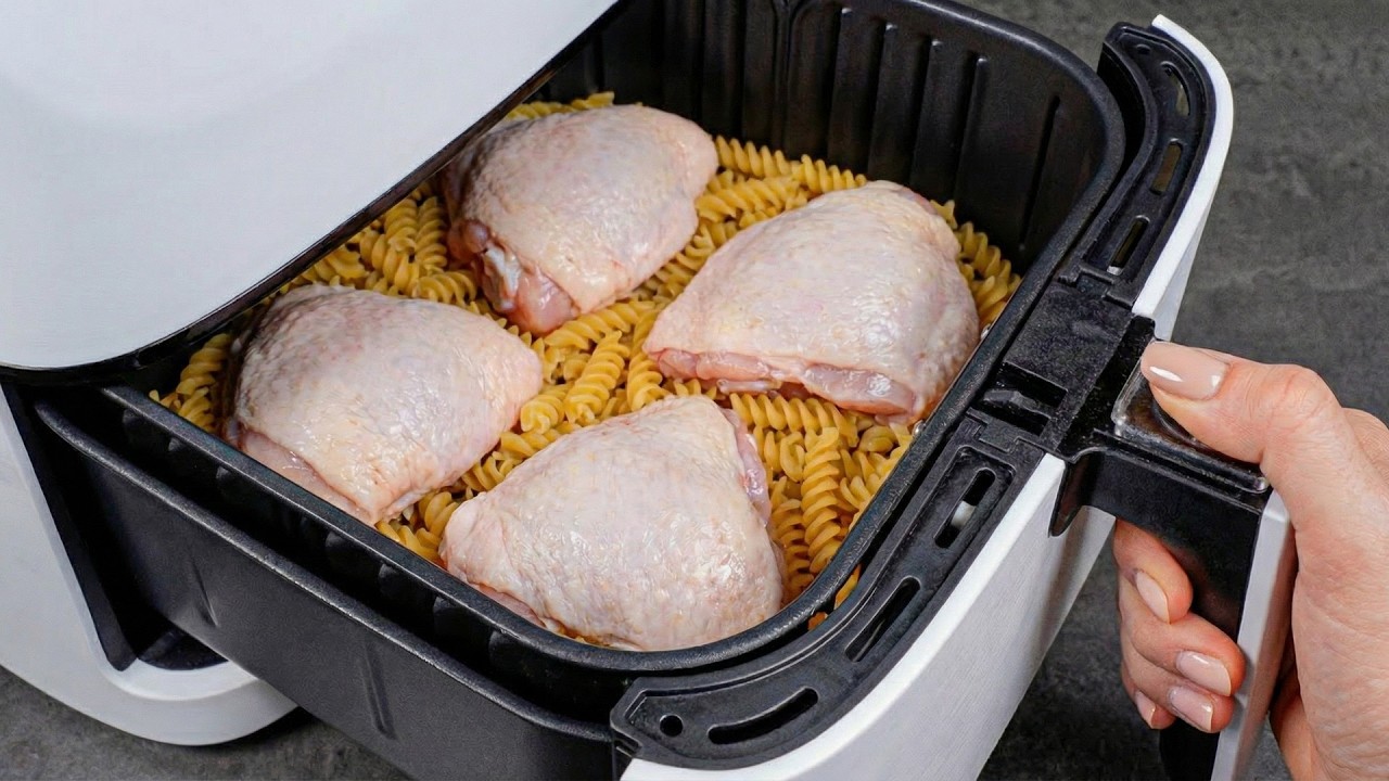 Chicken and Pasta AT THE SAME TIME! The fastest and tastiest Air Fryer dinner ⚡️🔥