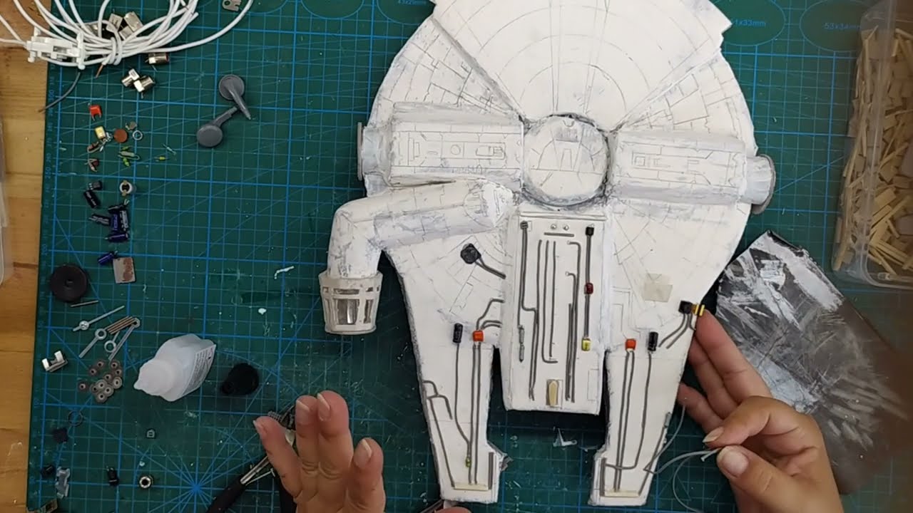 HALCÓN MILENARIO DE STAR WARS DIY, PASO A PASO DIY