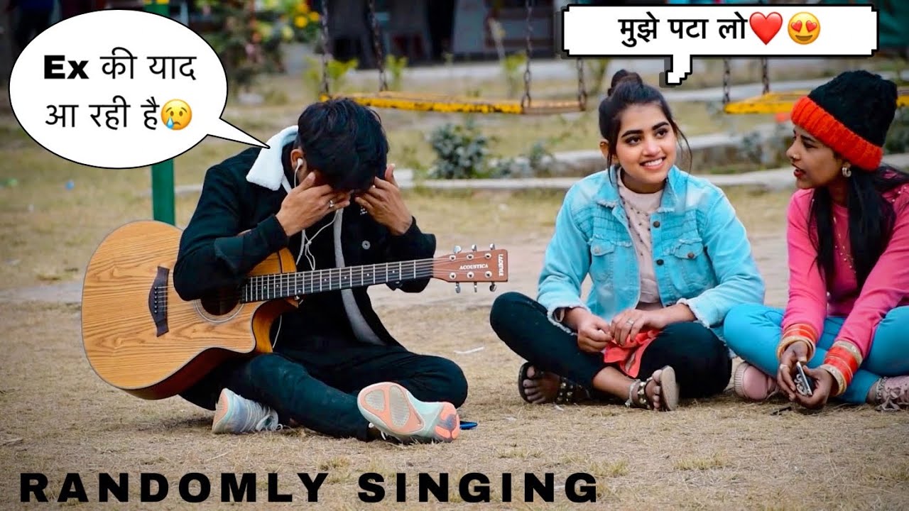 Randomly Singing In Front Of Cute Girls | Impressing Girls With Guitar | Prank In India | Jhopdi K
