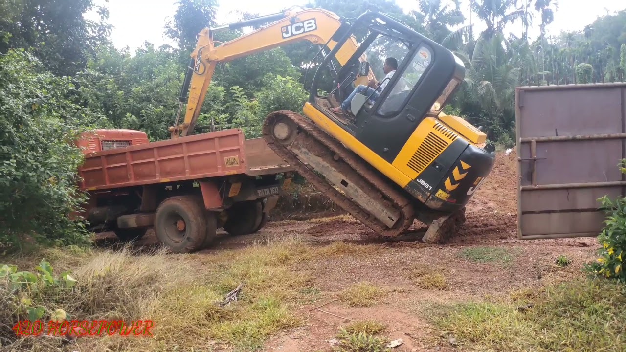 ||JCB JS81 LOADING...||