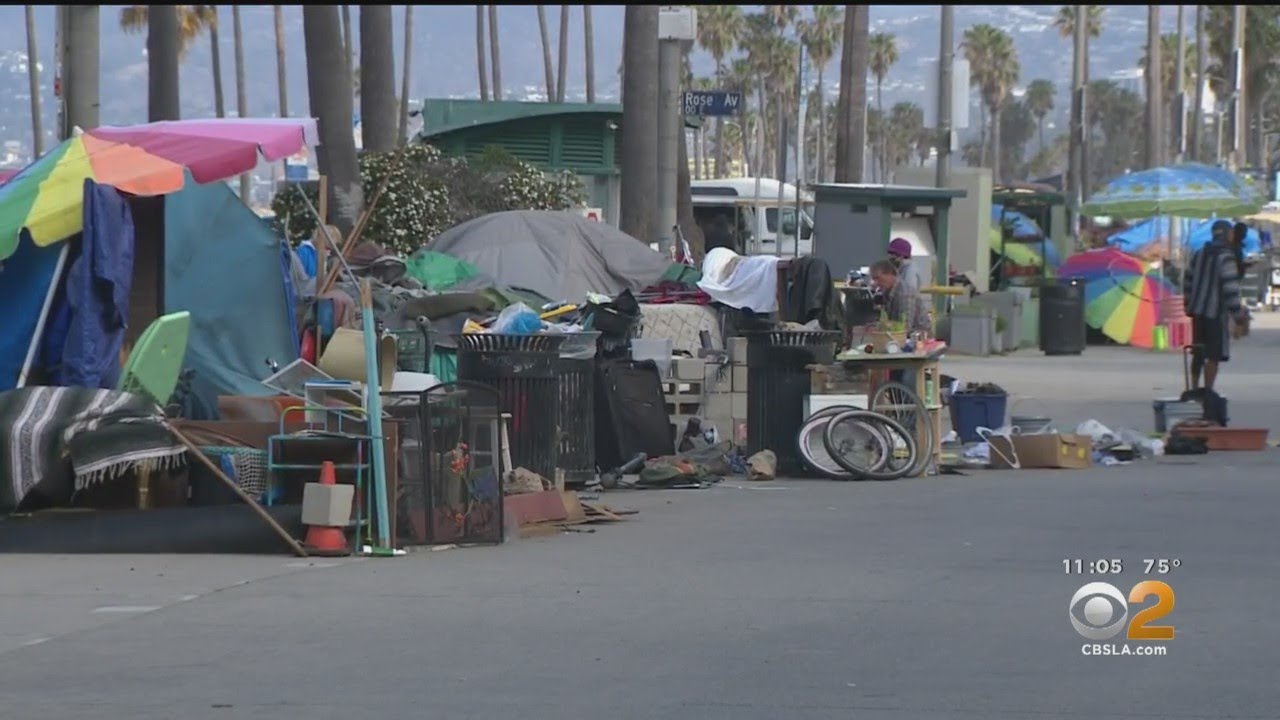 Homeless Encampments On Venice Boardwalk Has Residents On Edge