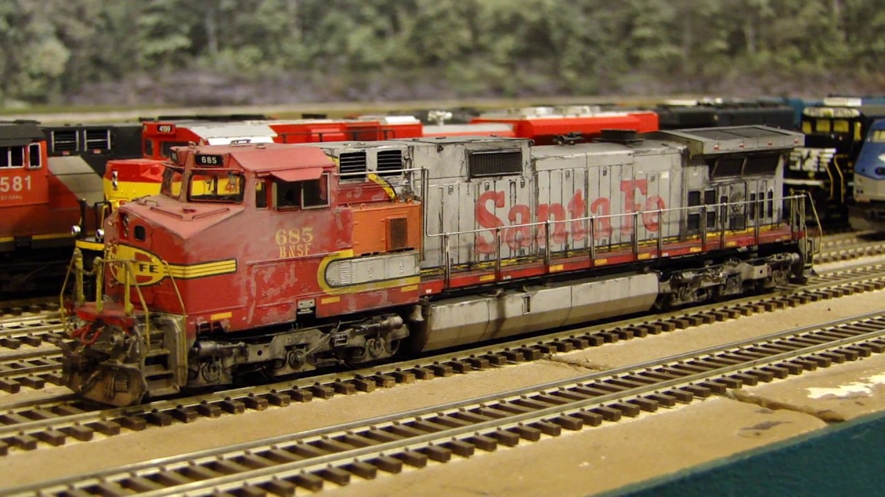 Custom Overland Models Warbonnet BNSF C44-9W 