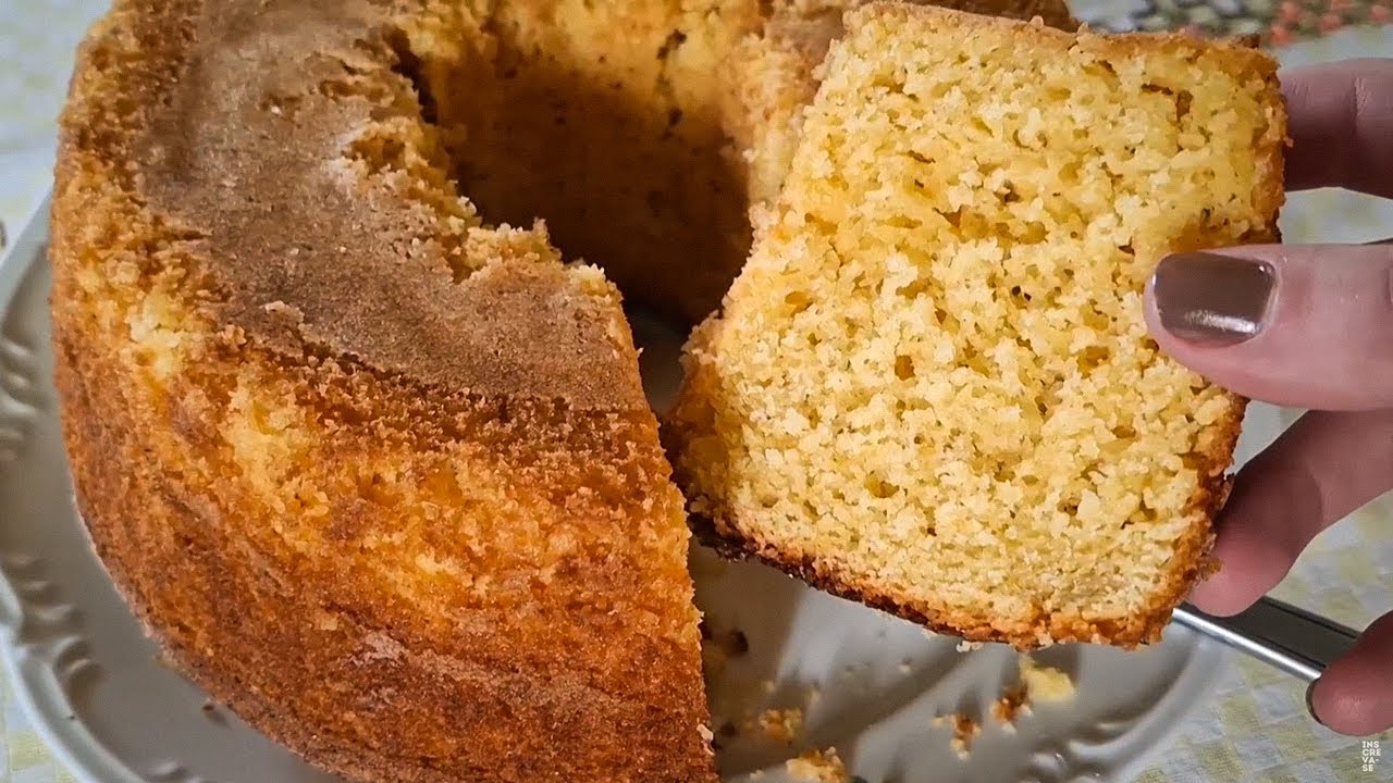 BOLO de FUBÁ super fofinho e econômico | SEM liquidificador | SEM batedeira 