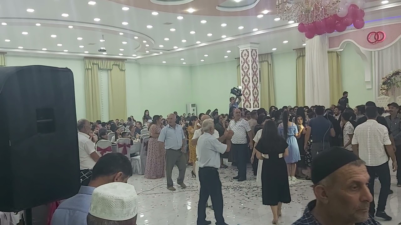 şəhram Sarayı.