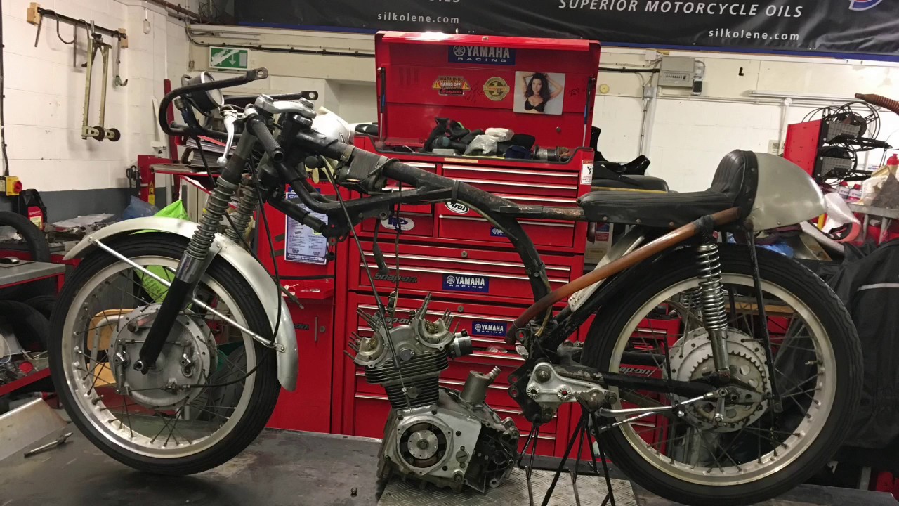 Honda CR93 Classic Racer engine strip and rebuild at Thunder Road Motorcycles