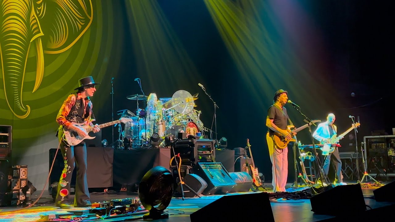BEAT (King Crimson) - Sleepless • 2024-12-08 • Kings Theatre, Brooklyn, NY • 4K