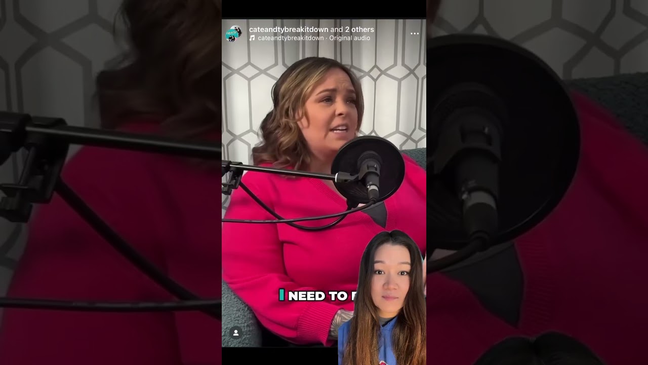 Na ekranie pojawiła się twarz Carly, Catelynn i Tyler rozmawiają o trudnościach związanych z adop...