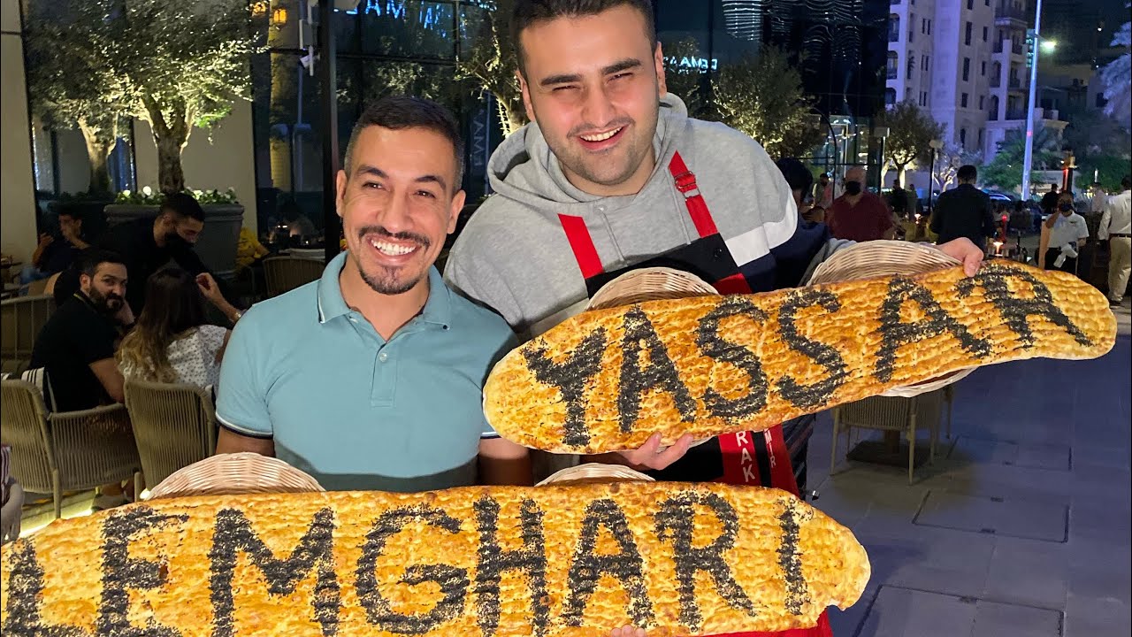 يسار - دعوة  عشاء  في  دبي عند  شاف بوراك ❤️😁