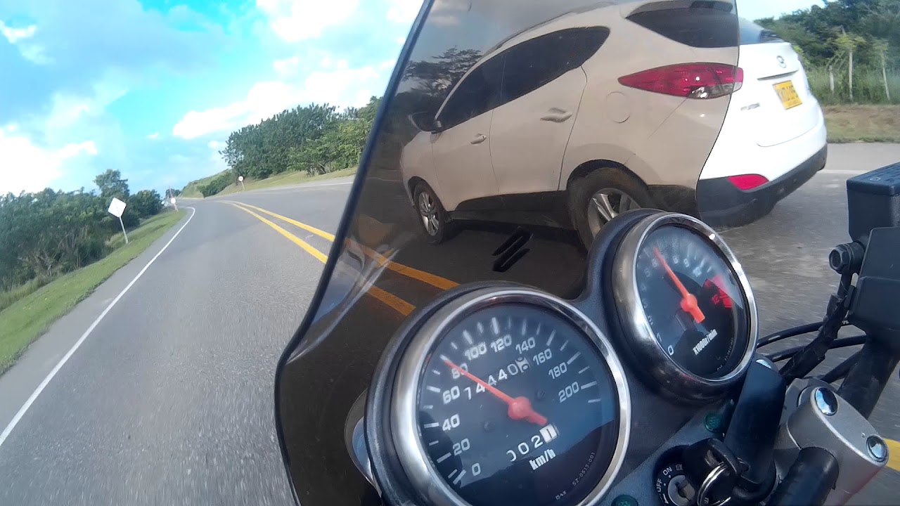 Prueba aceleración Suzuki GS 500