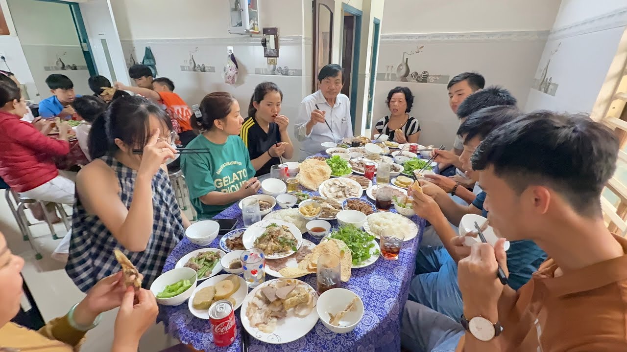 Ăn Tết nhà Ngoại 