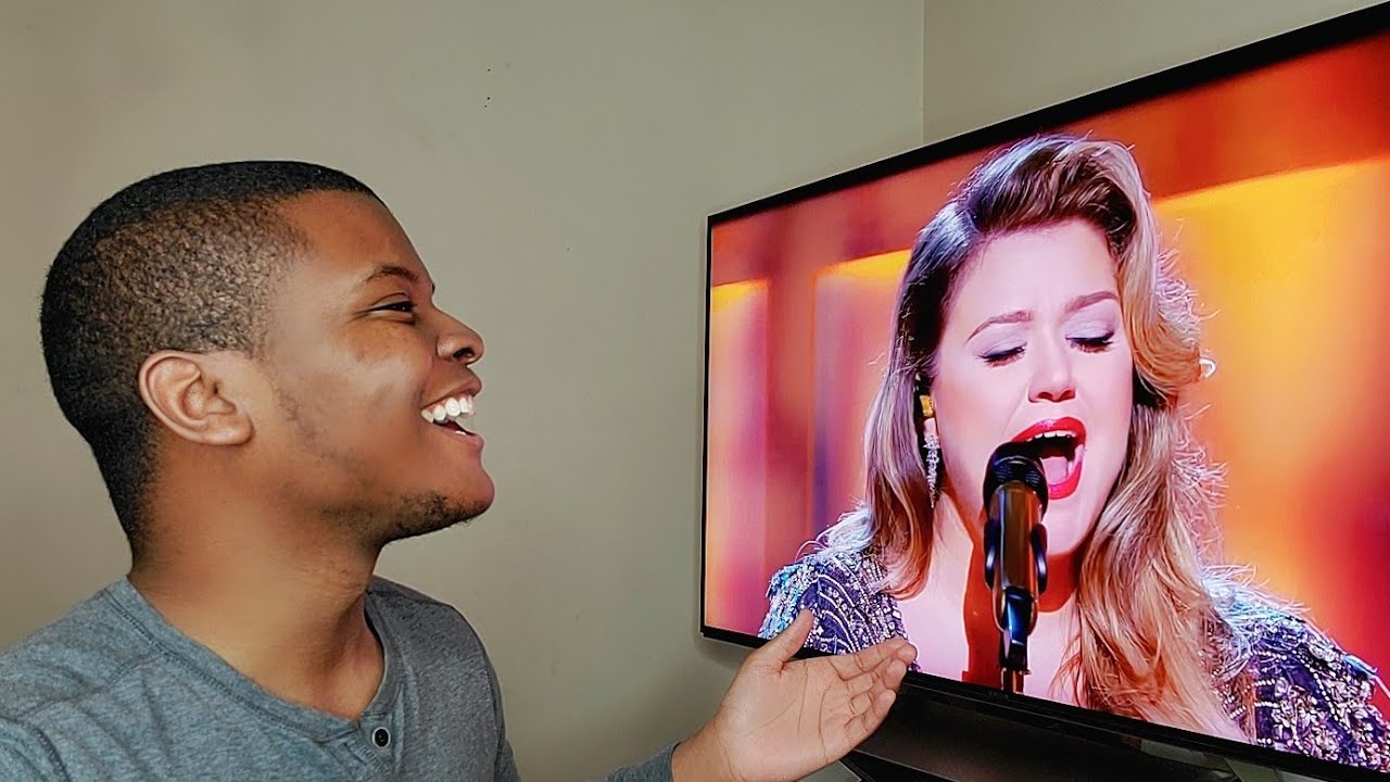 Kelly Clarkson - 
