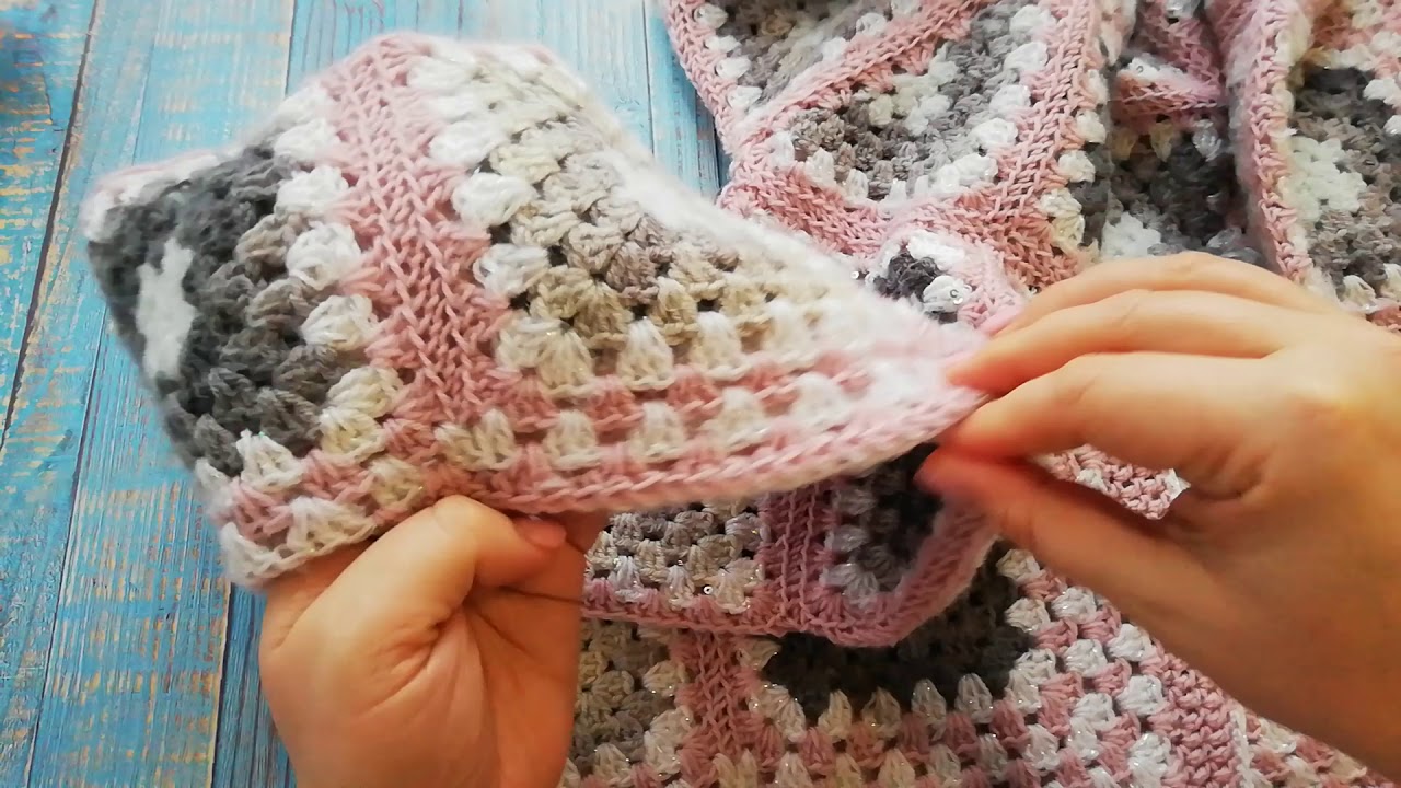 Серое и розовое. Кардиганы бабушкиным квадратом. Опять носочки.