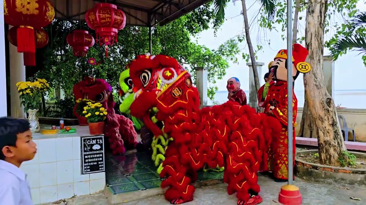 17-2-2026 ក្រុមមុងសាយនៃសមាគមខ្មែរចិន វិហារហុកតិច មកថ្វាយសម្ដែងមុងសាយ ថ្វាយលោកយាយក្នុងឪកាសចូលឆ្នាំ។