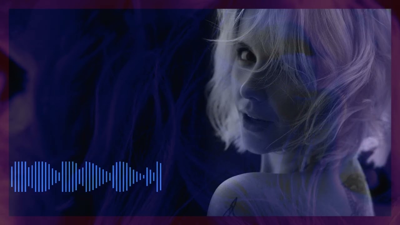 Aura - She