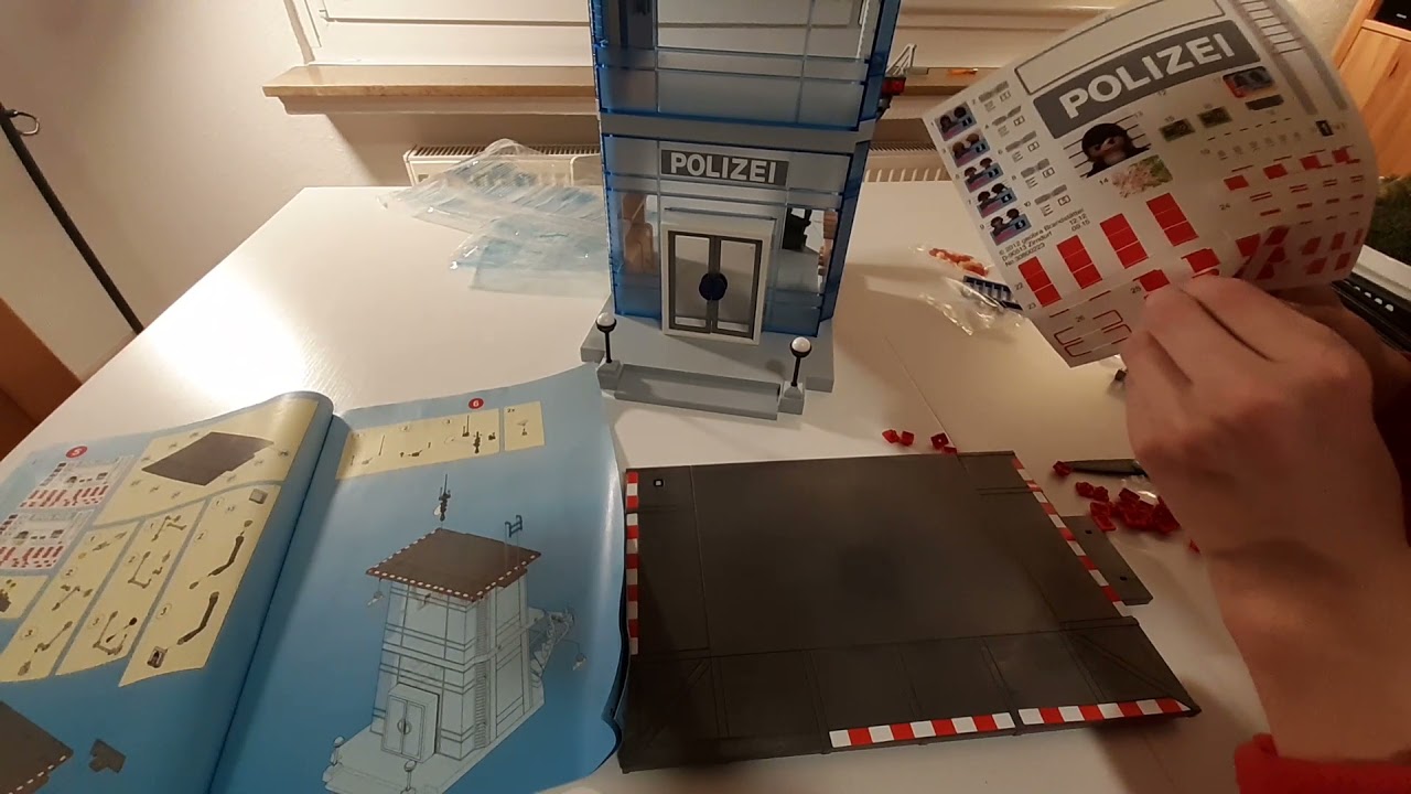 ich packe die Playmobil 5176   Polizei Kommandostation mit Alarmanlage und mit mini Paluten aus