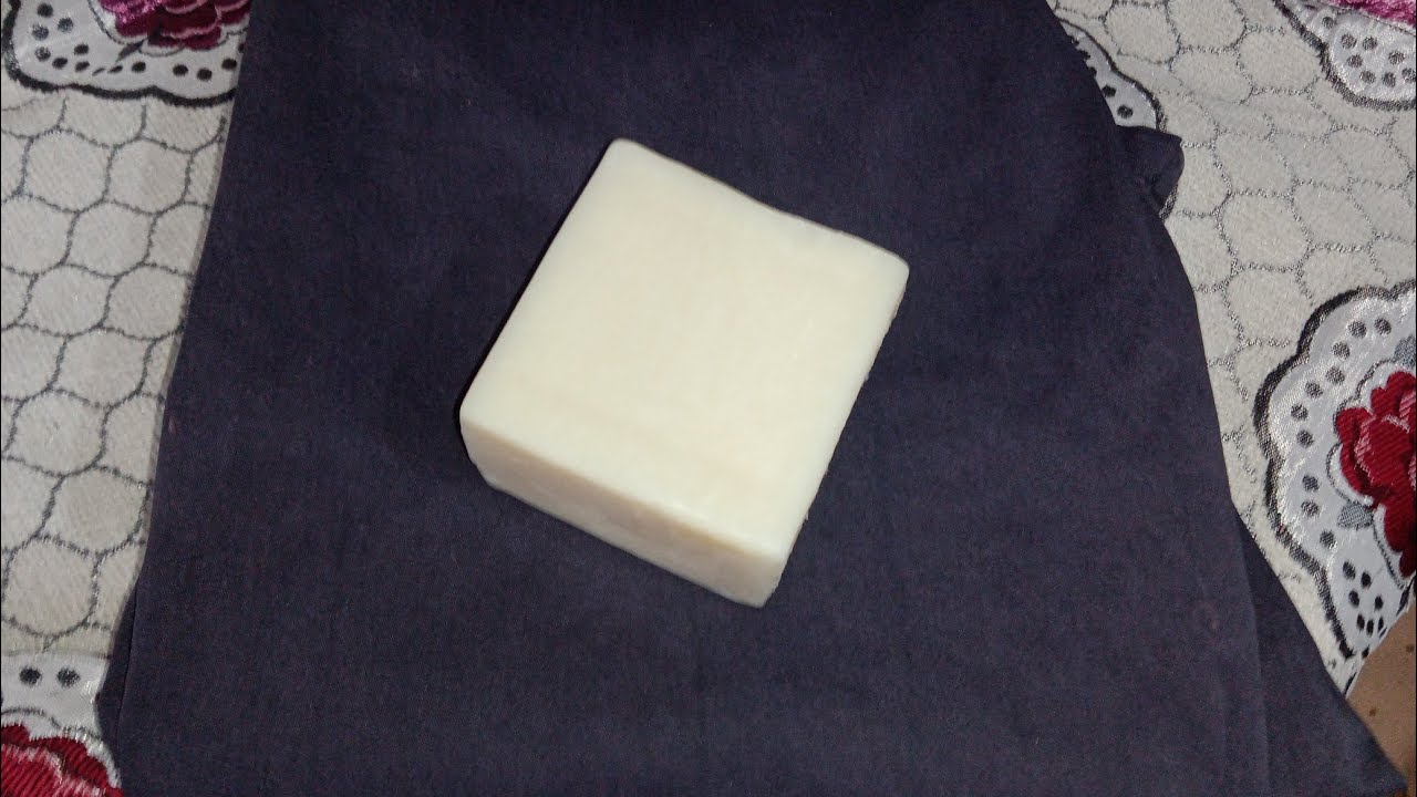 ازالة بقع الزيت من الملابس بمكون واحد وطريقة سهلة وبسيطة