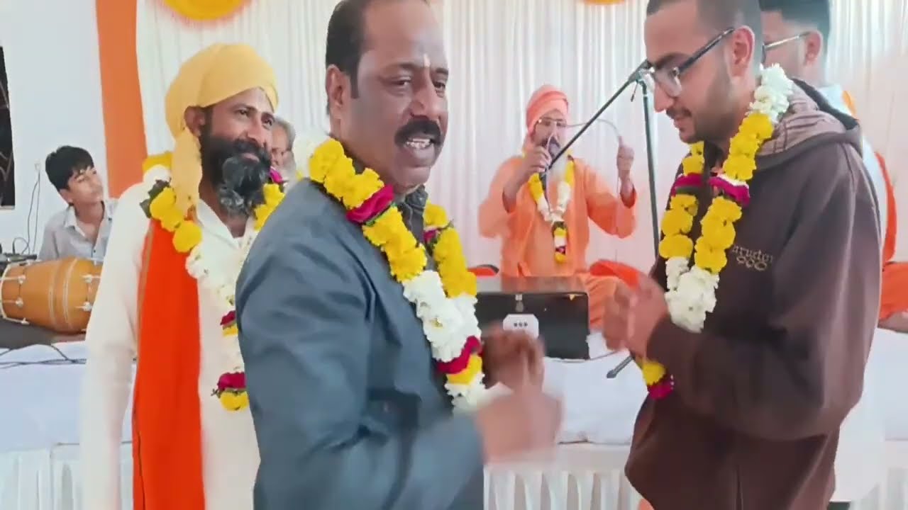 श्री स्वामी अभेद नारायणानंद जी महाराज पुरी is live