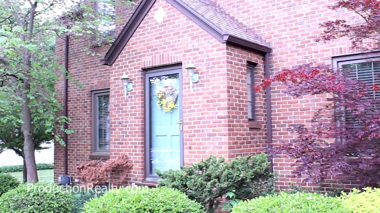 Jackson MI Real Estate Video Tour | Production Realty | 1004 S Brown St