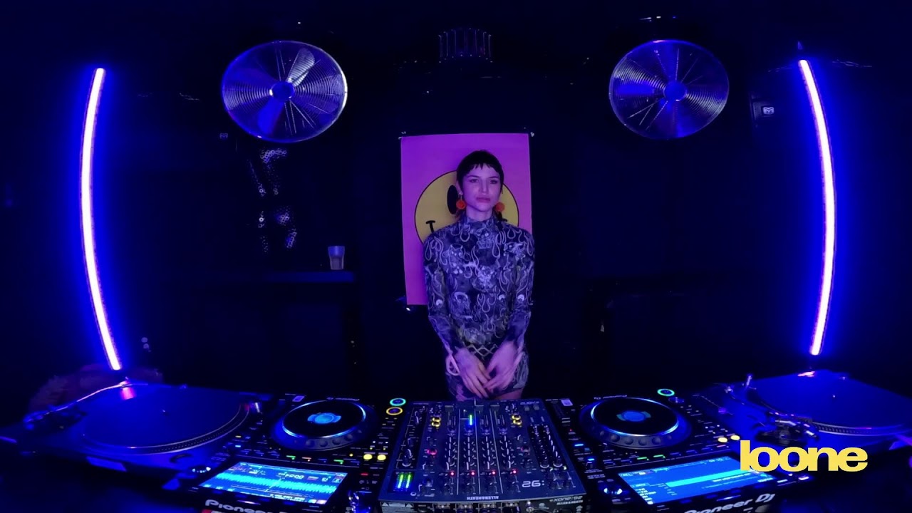 Loone LIVE w/ SUPERGLOSS