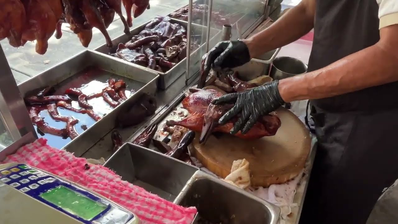 Weng Kee Roast Duck - Juicy, Flavourful & Worth the Trip. @eatwalksleep 