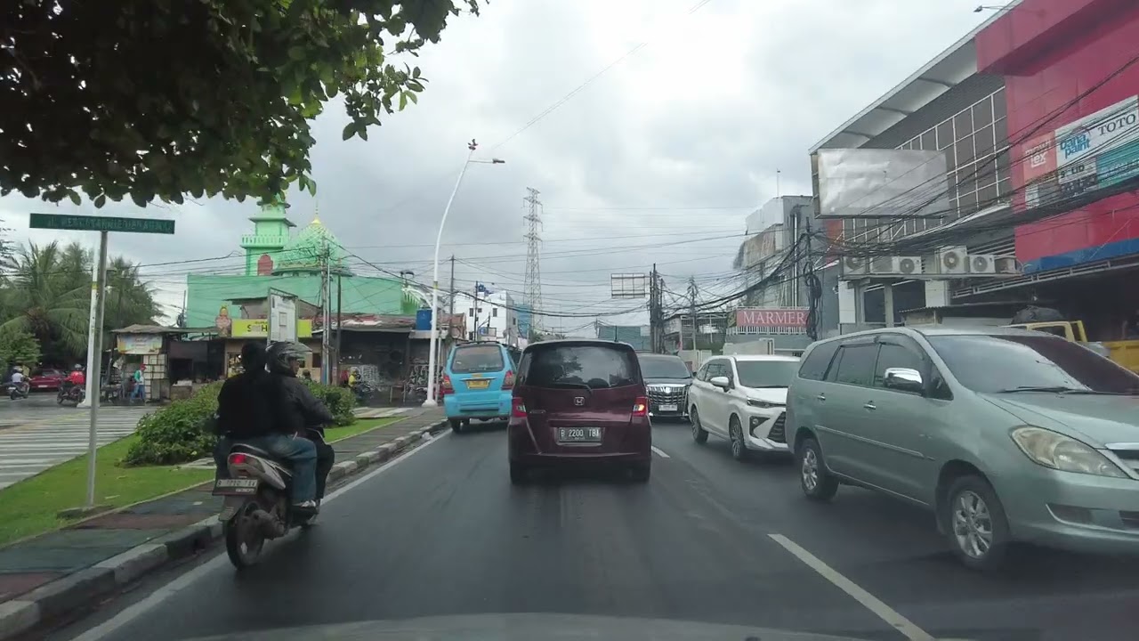 Driving Through the Inner Streets From Ahmad Yani East Jakarta to Percetakan Negara Central Jakarta
