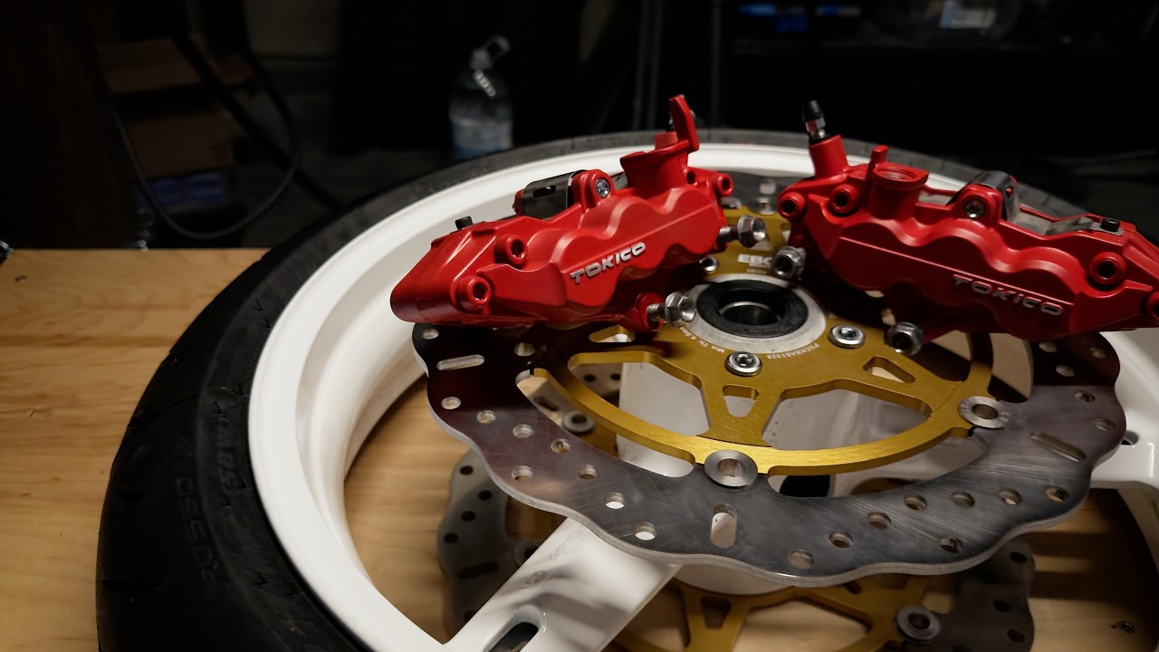 Rebuilding CBR600 Wheels and Brakes No Talking