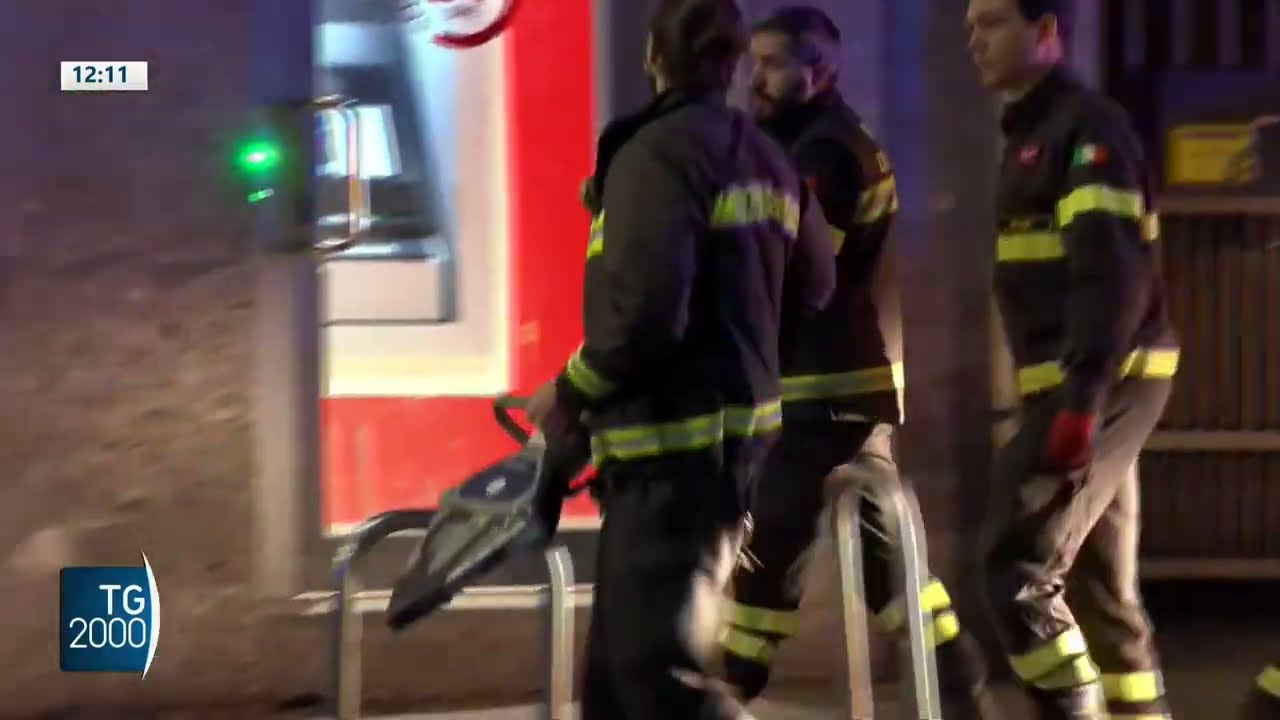 Milano, ladro bloccato di notte nel caveau di una banca