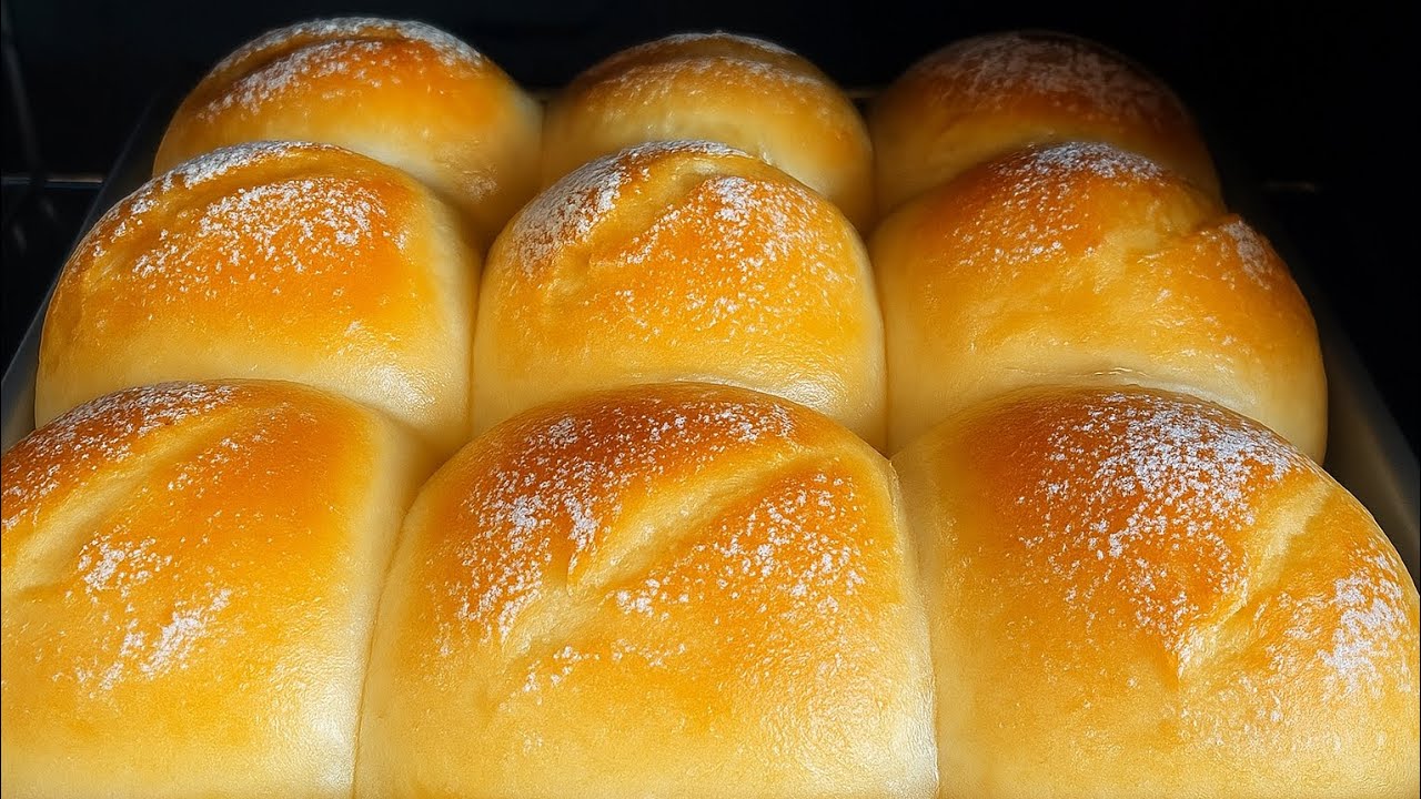 How To Bake Soft & Fluffy Dinner Rolls 😋 for beginners 