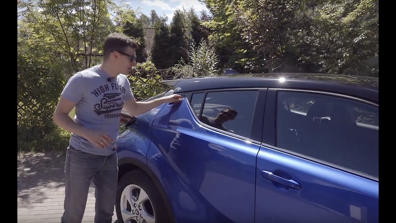 Дорогой и странный... Toyota C-HR. Тест-драйв и обзор