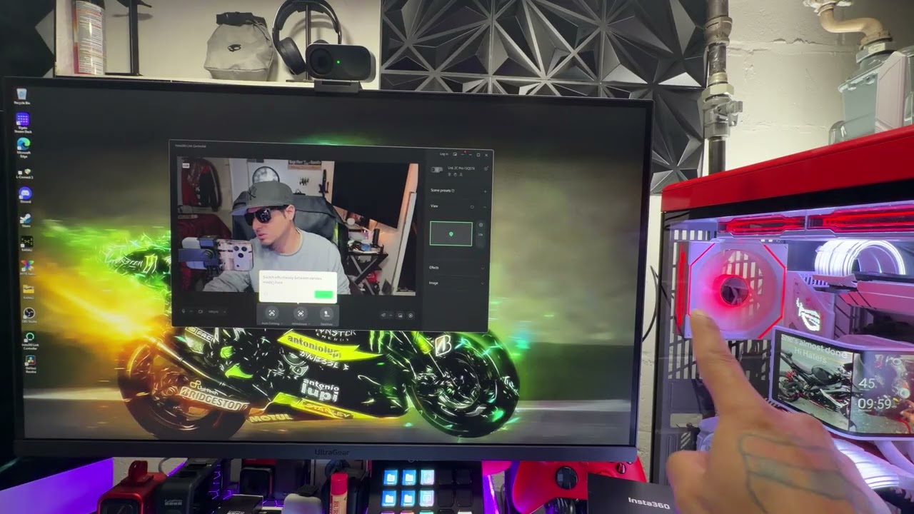 insta360 link 2c pro AI 4K webcam unboxing and install and how it looks