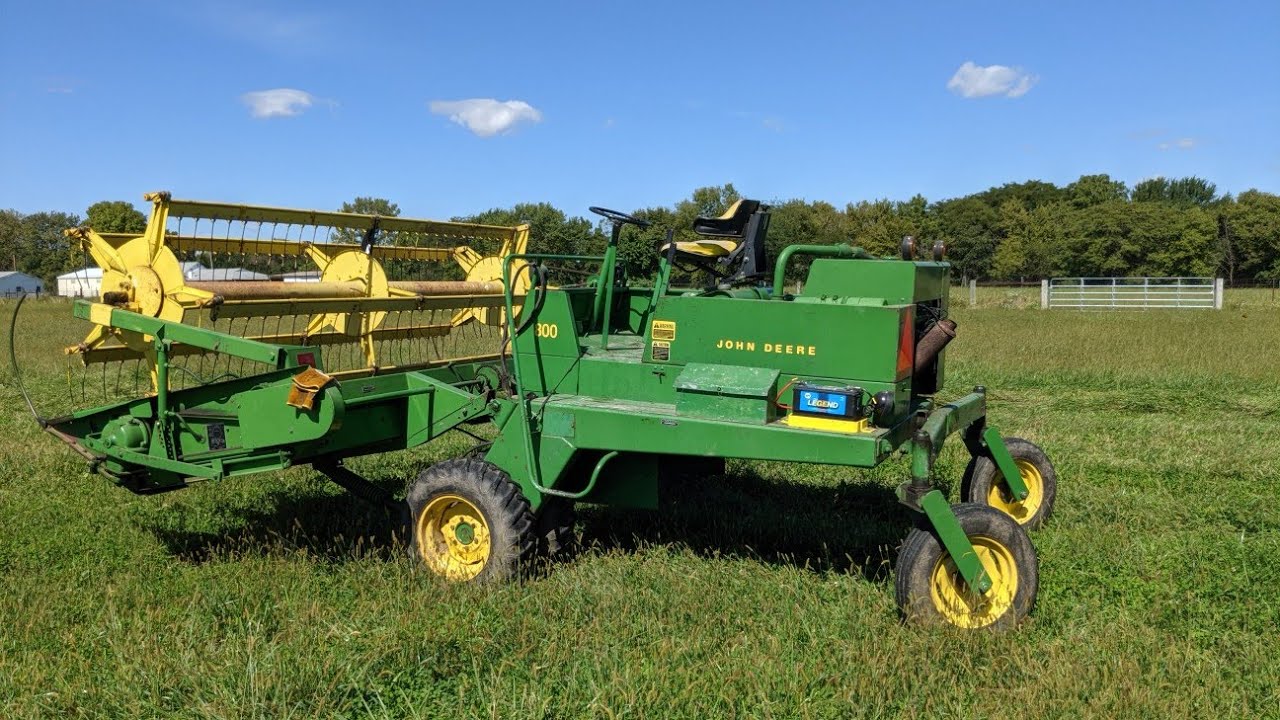 John Deere 800 Swather A True Survivor