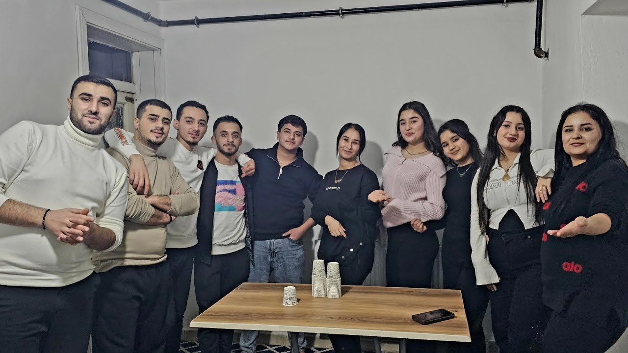احلا تحدي بين شباب وبنات فيديو اكتير، حماس اول مره، شابين، اجداد بالفيديو   ❤️🥰