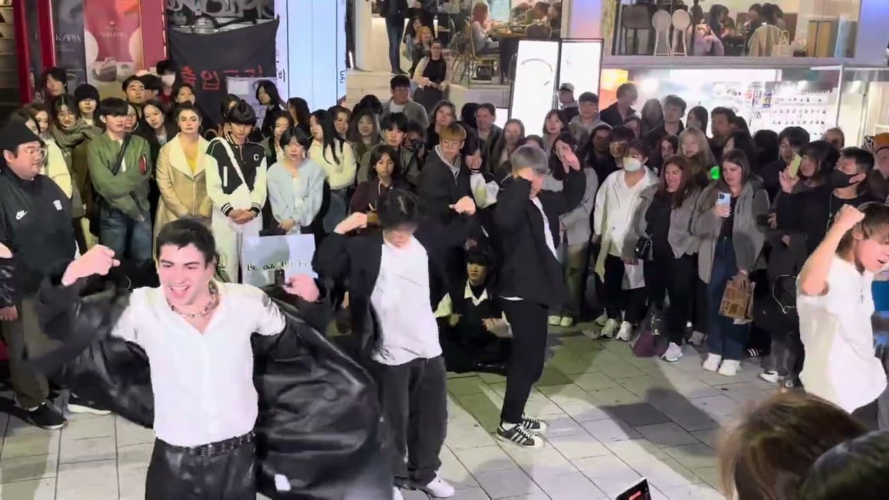HONGDAE K-POP BUSKING - [NCT U] Baggy Jeans (2)