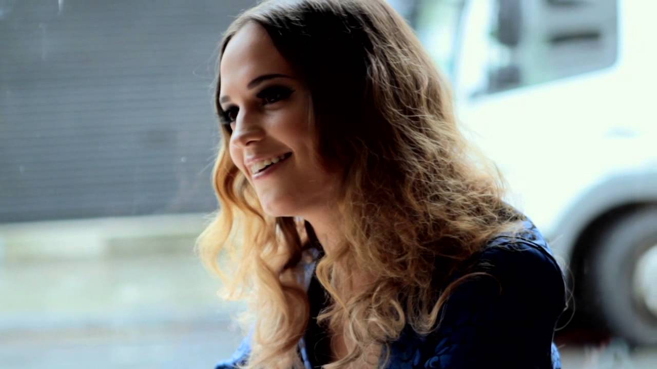 HUNGER TV: ALICIA VIKANDER