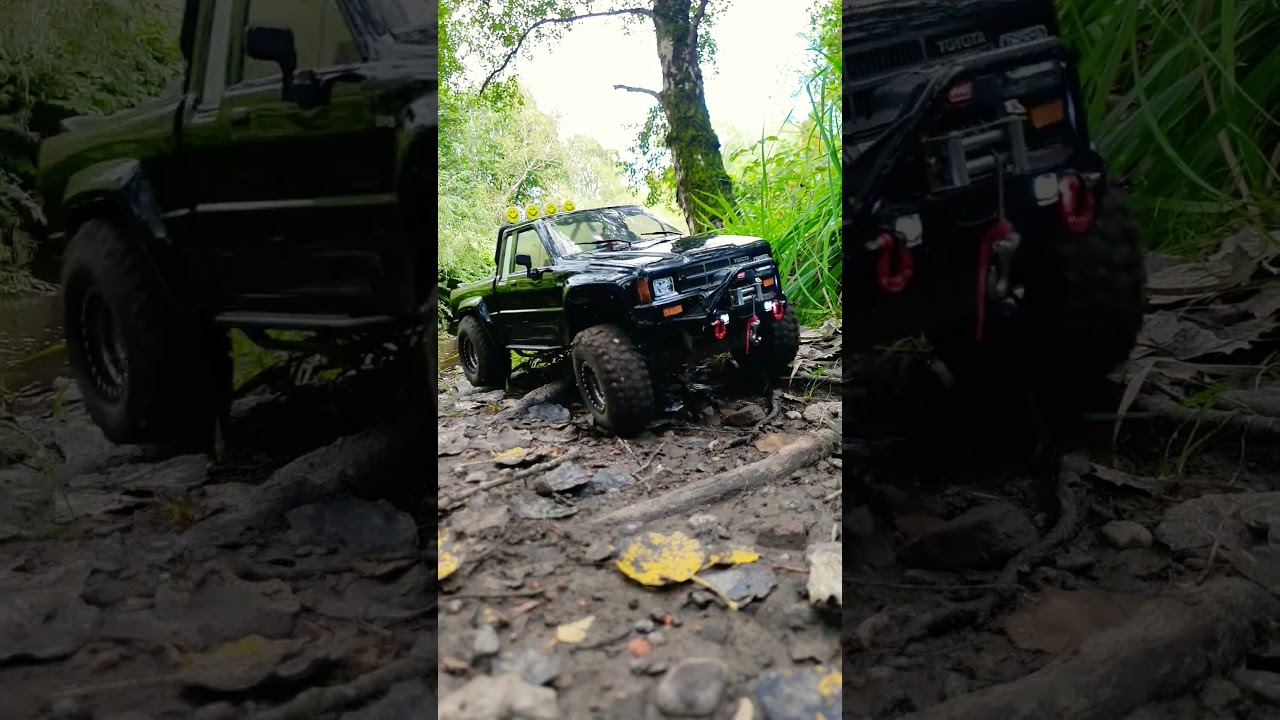 Toyota HiLux SR5; 1985; SCX 10 III