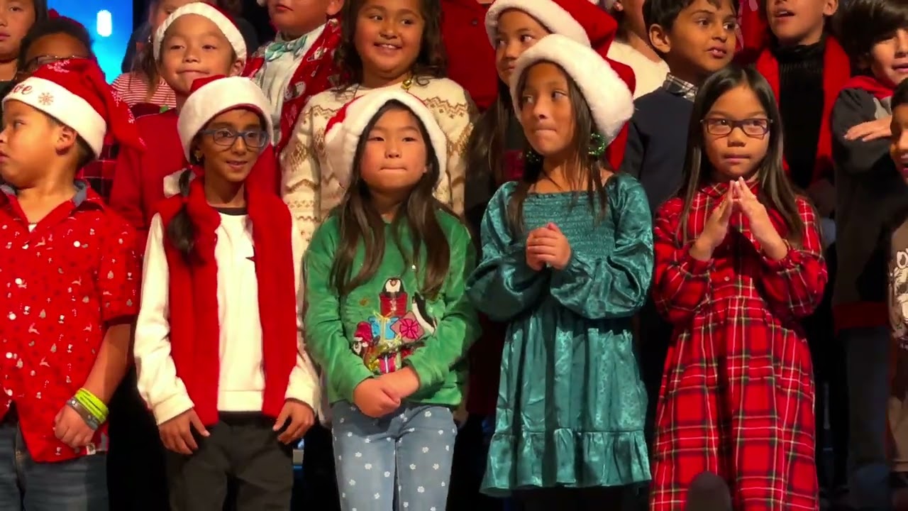 La Vang: My children performed at school.