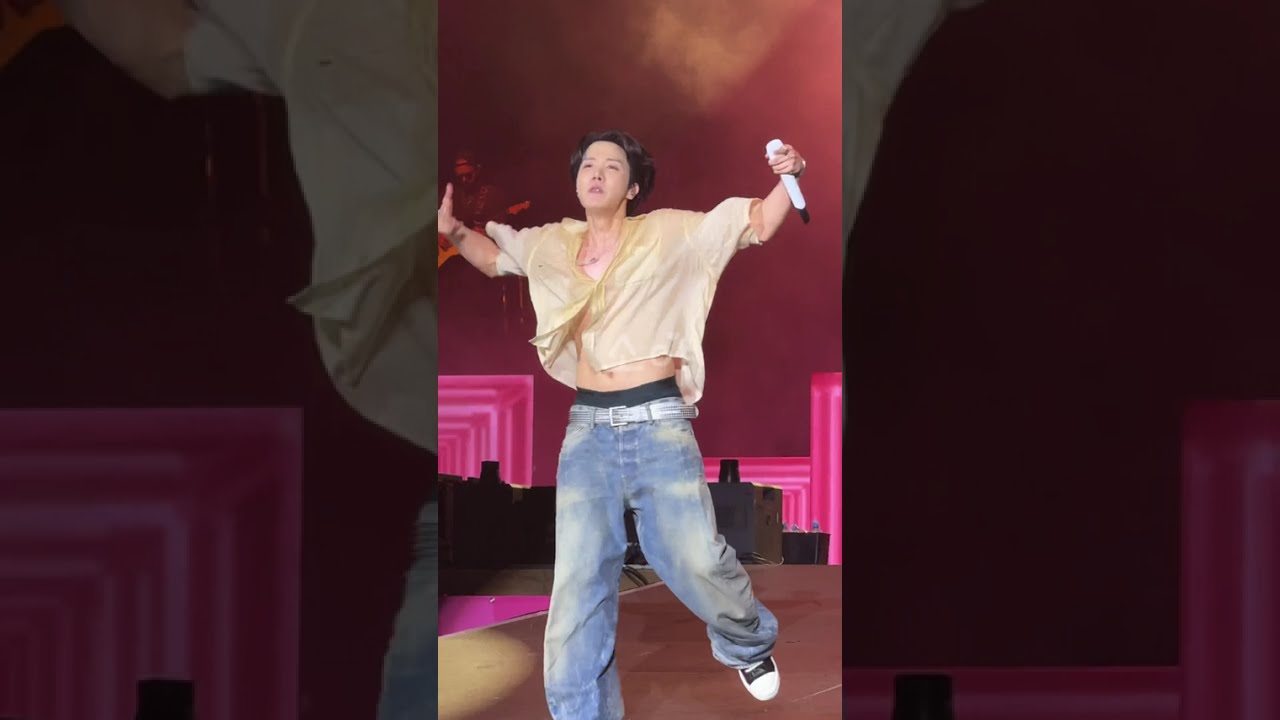 250713 J-HOPE (제이홉) Future Fancam 직캠 | LOLLAPALOOZA BERLIN 2025 (HOBIPALOOZA)