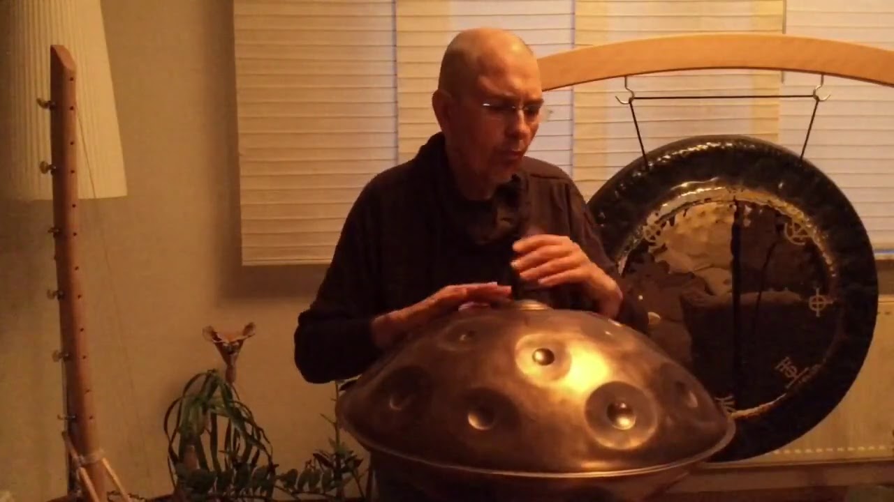 Leaf D-Harmonic-Minor 20 „Autumn Dance“