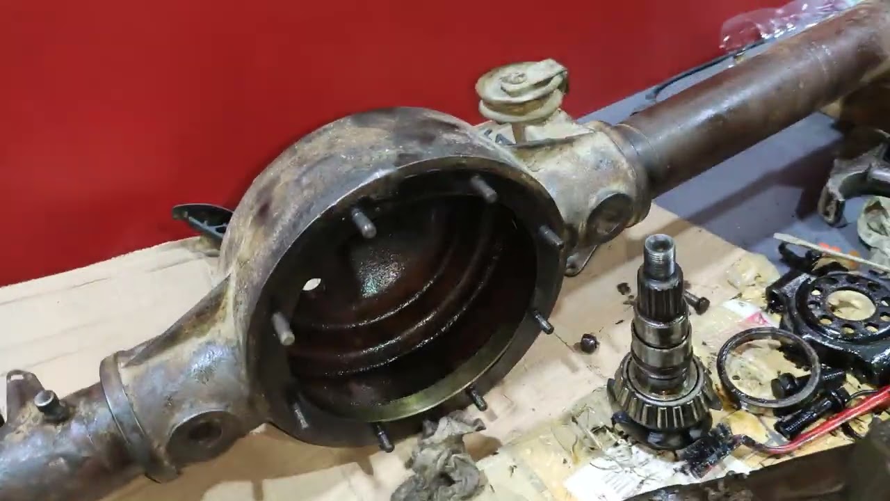 1973 Anadol Coupe Süperşarj Restorasyonu Bölüm 6 - Arka Diferansiyel Sökülmesi